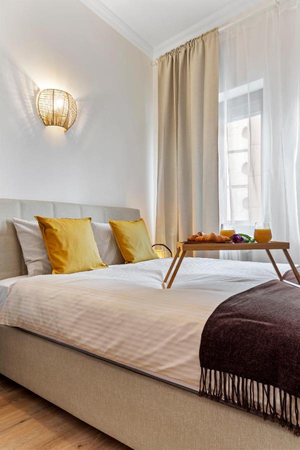 City Vibes - The View Bukares Bagian luar foto